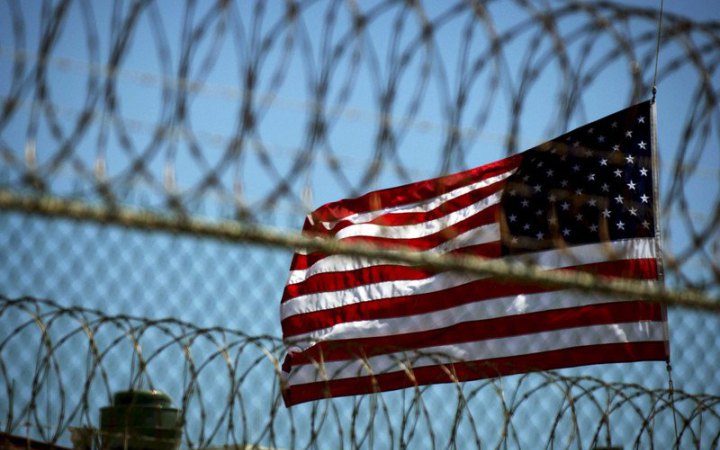WP: Трамп хоче перемістити до Гуантанамо тисячі нелегалів, зокрема з країн-союзників і України