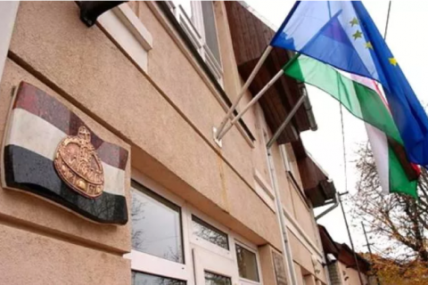 Неизвестные прислали угрозы на почту консульства Венгрии в Берегово