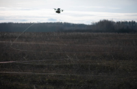 Російський fpv-дрон атакував цивільного під час польових робіт у Запорізькій області