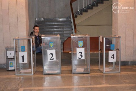 Донецька ОВЦА визнала зрив виборів у Красноармійську та Маріуполі