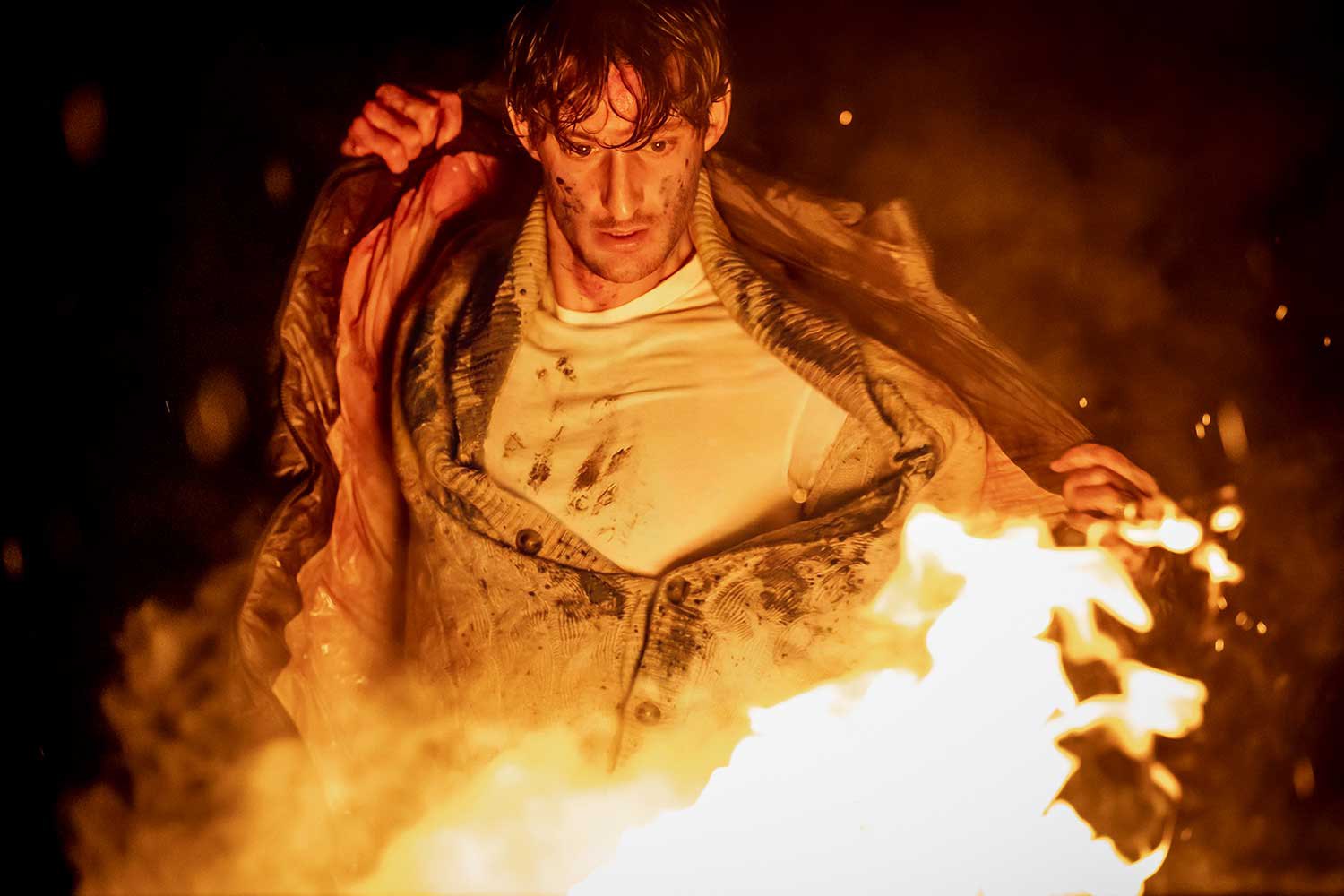 Кадр з фільму 'Гуру'.