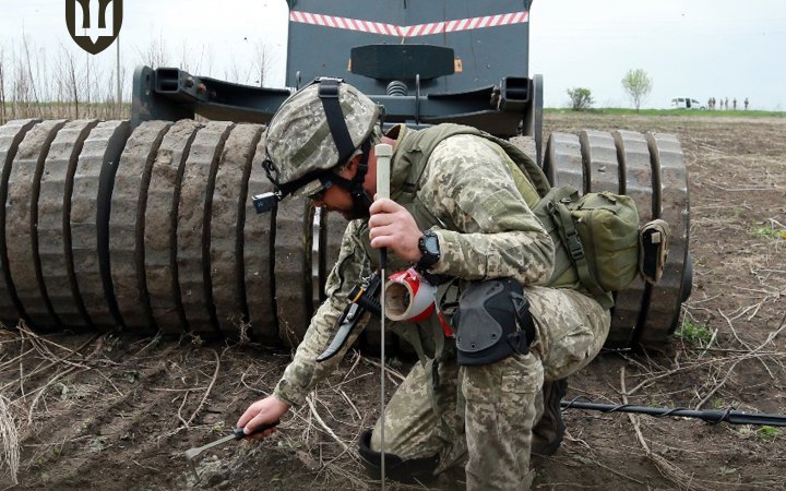 Американська компанія Tetra Tech навчатиме українських операторів механізованому розмінуванню