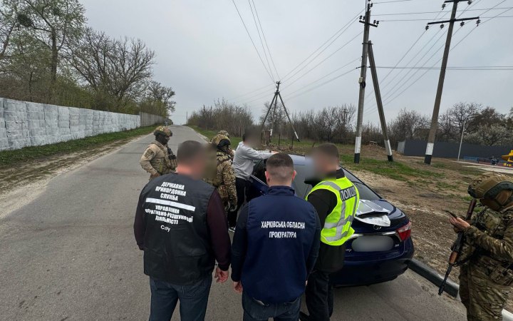 Викрили харків'янина, який за $13 000 допомагав чоловікам ухилятися від мобілізації