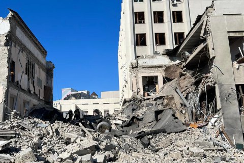 У Харкові окупанти зруйнували будівлю Академії держуправління