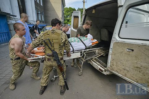В зоне АТО погиб военный, четверо ранены (обновлено)