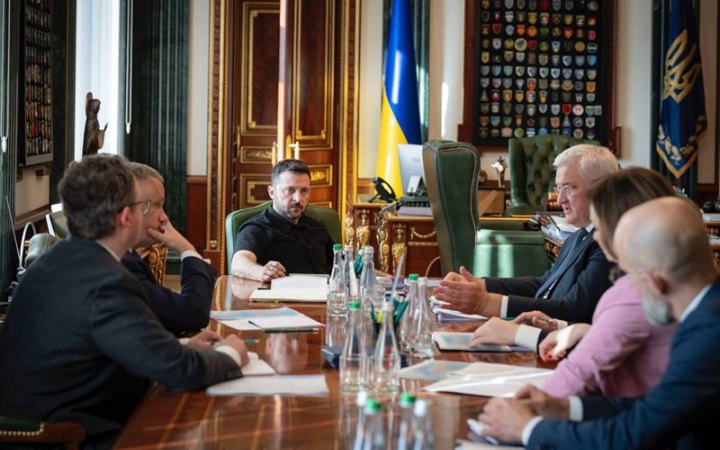 Зеленський окреслив три основні напрями роботи для українських дипломатів 