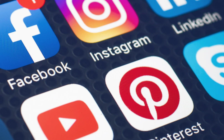 Данія хоче заборонити соціальні мережі дітям до 15 років