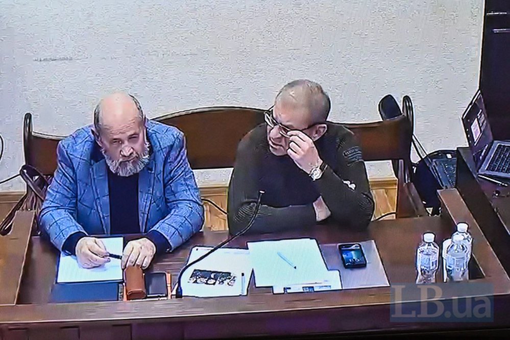 Сергій Пашинський та адвокат Андрій Федур під час засідання 