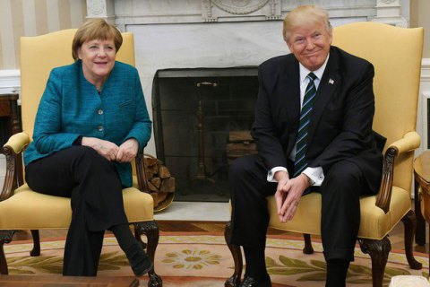Меркель і Трамп на полях саміту G7 обговорили тему України