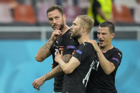 УЕФА дисквалифицировала лидера соперника сборной Украины по Евро-2020 за этнические оскорбления соперника