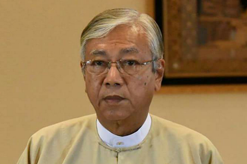 Президент Мьянмы ушел в отставку
