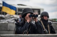 Боевики обстреливают блокпосты силовиков в Донецкой области, есть раненые