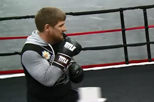 Кадырову сломали ребро во время бокса