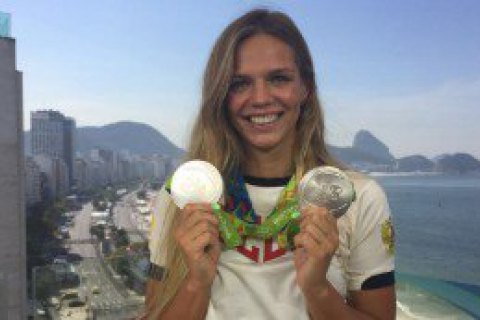 Російська плавчиня Єфімова вирішила повернутися в США після Олімпіади
