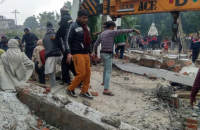 В Индии из-за обвала крыши в крематории погибли 25 человек