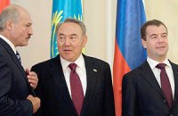 Янукович через месяц встретится с Путиным, Лукашенко и Назарбаевым