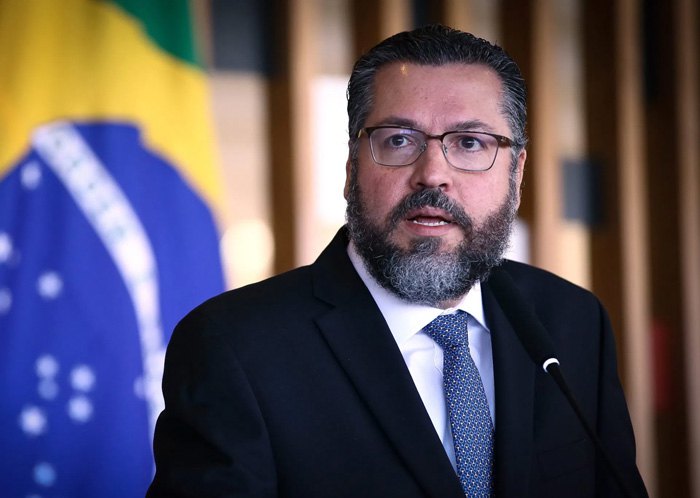 Министр иностранных дел Бразилии Эрнесту Араужу