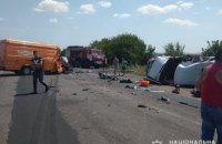 У Миколаївській області зіткнулися пасажирський і вантажний мікроавтобуси