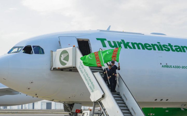 Turkmenistan Airlines призупиняє польоти до Москви 