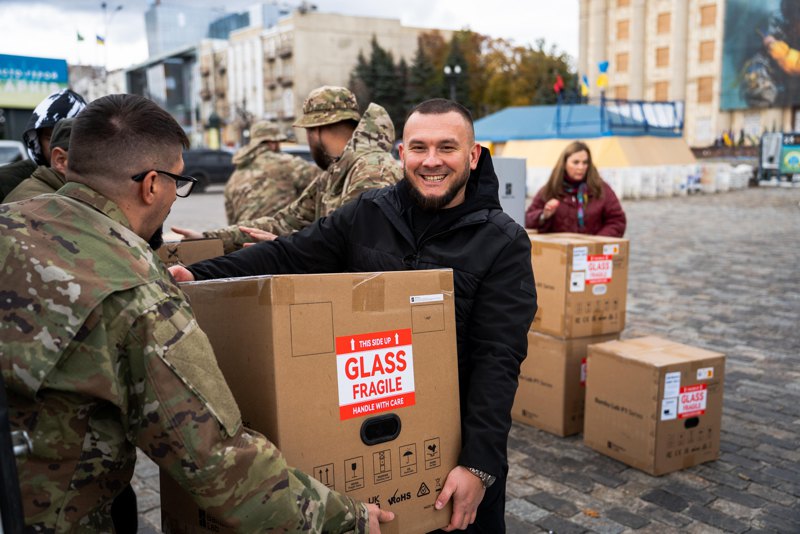 Запит військових містив 3D-принтери, РЕБи, системи зв'язку, комп'ютери, ноутбуки й інше обладнання та витратні
матеріали.