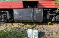 Ровенские железнодорожники попались на краже дизтоплива из маневровых тепловозов