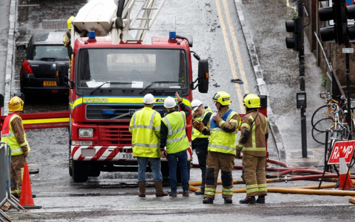 Пожежа поблизу вокзалу Глазго у Великій Британії спричинила перебої в русі поїздів