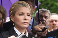 Тимошенко: отставка Азарова оппозиции не нужна