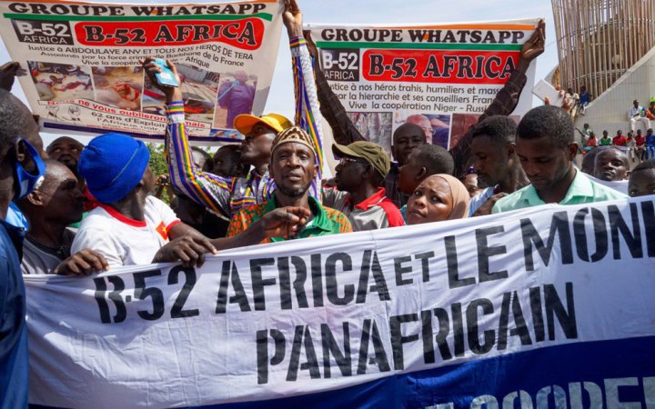 Країни Західної Африки запровадили санкції і погрожують силою лідерам перевороту в Нігері