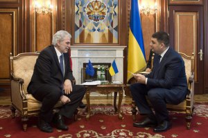 Єврокомісія потроїть обсяги гумдопомоги Україні