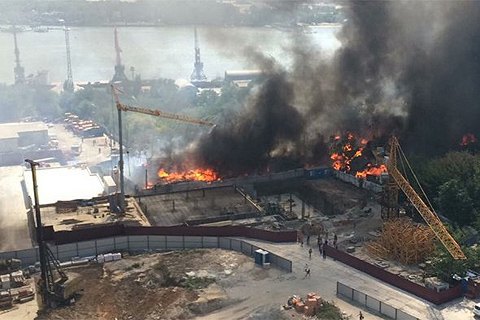 В Ростове-на-Дону из-за пожара введен режим ЧС (обновлено)