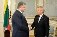 Порошенко обсудил со спикером литовского Сеймаса "План Маршала" для Украины