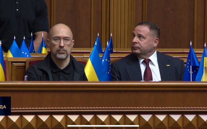 Топ-7 відставок 2025 року: Єрмак, Галущенко, Драпатий… 