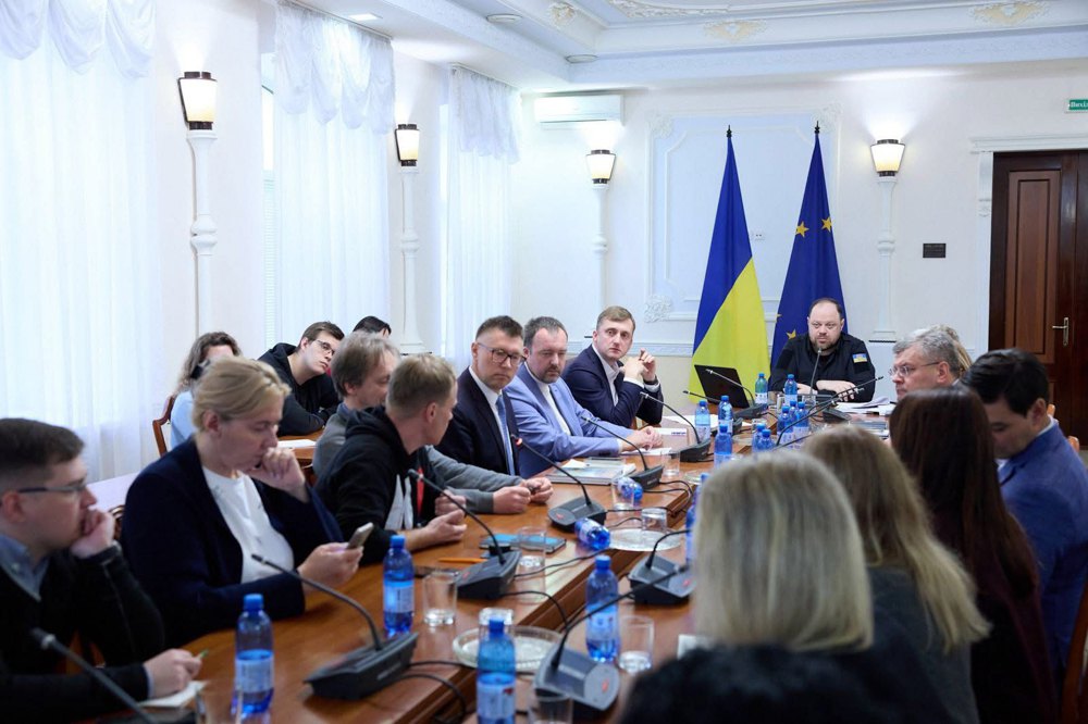 Спільна зустріч з медіаюристами та експертами зі свободи слова щодо законопроєктів № 14056 і № 14057 про
оновлення окремих положень Цивільного кодексу. 