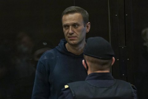 Amnesty International отказалась называть Навального "узником совести"