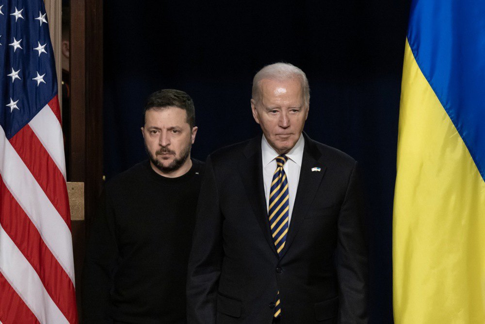 Президент CША Джо Байден та президент України Володимир Зеленський перед спільною пресконференцією в Білому домі у Вашингтоні, 12 грудня 2023 р.