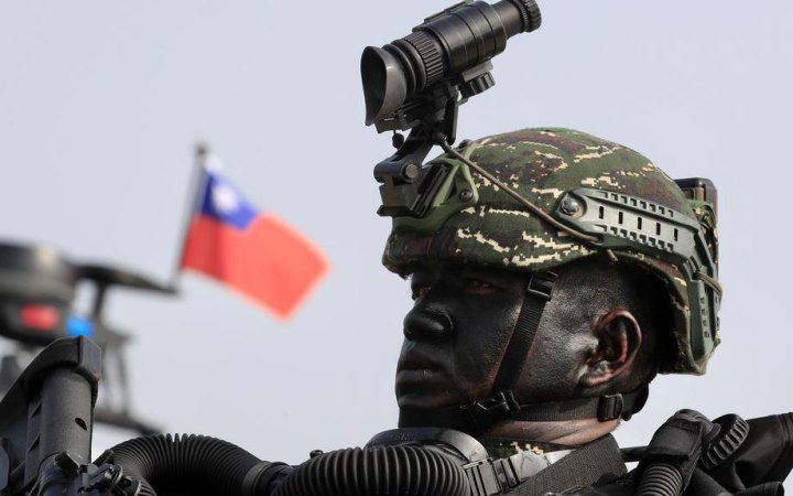 Пекін посилює військовий тиск на Тайвань напередодні американсько-китайських переговорів
