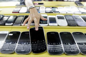 В Україні зростає кількість "сірих" телефонів