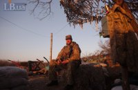 С начала суток на Донбассе ранен один военный