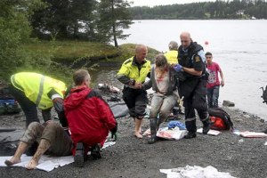 20 человек - в крайне тяжелом состоянии после терактов в Норвегии 