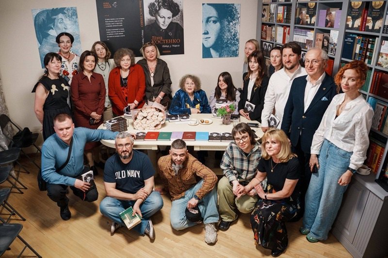 Презентація збірки «Вітер з Марса»