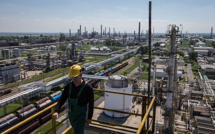 Угорська MOL і російська нафта: залежність як стратегія 