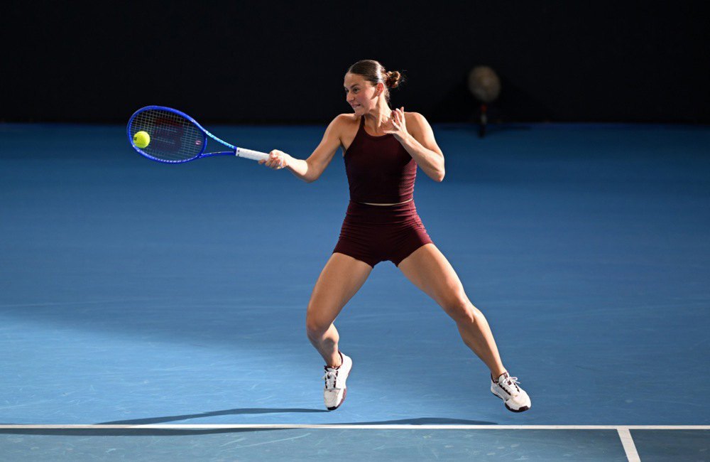Марта Костюк грає проти Аріни Соболенко