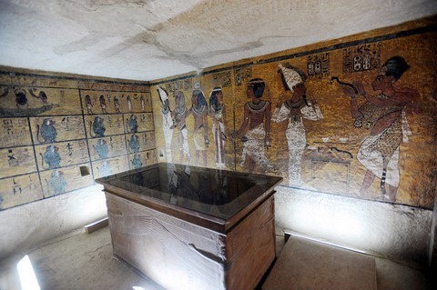 Під гробницею Тутанхамона знайшли кімнату, яка може бути усипальницею Нефертіті