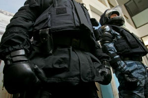 При обыске в Одесском горсовете заблокировали жителей дома