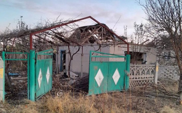 Росіяни обстріляли село на Херсонщині та поранили чоловіка