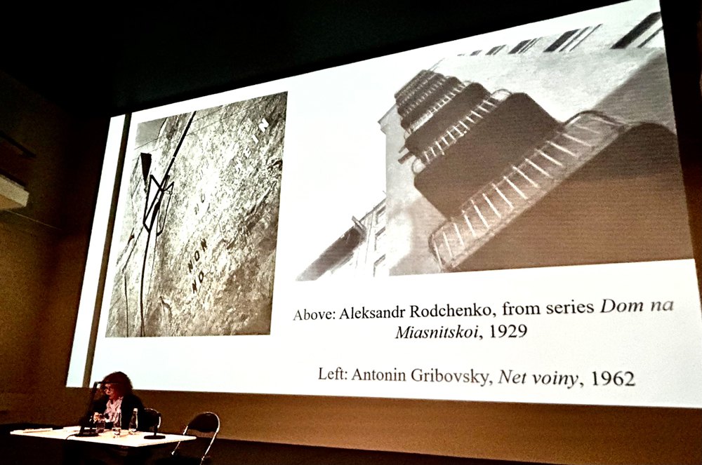 Джессіка Вернеке (США), «The Intersections Between Amateurism and Authority: Unique Developments in Eastern European and Soviet
Photography», симпозіум «Аматорські фотоклуби в СРСР та державах-сателітах у 1950-х–1980-х роках». 