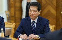 Представник Китаю в Україні закликав “припинити надсилати зброю на поле бою” 