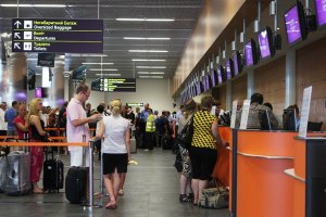 Авиабилеты на рейсы внутри Украины могут подешеветь