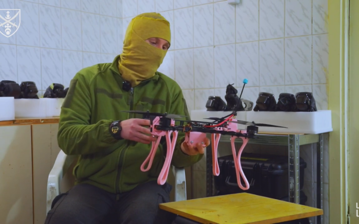 "Маленьких донатів не буває, війську потрібна будь-яка підтримка", - боєць з позивним Світло