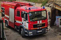 У Харкові внаслідок дронової атаки поранена людина, також пошкоджений резервуар з патокою